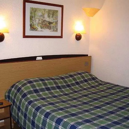 Campanile Nature - La Rochelle 3*