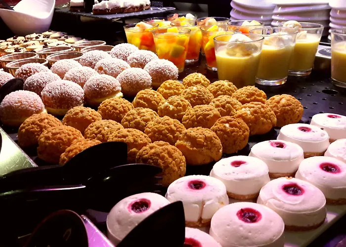 Campanile La Rochelle Nord - Chagnolet Hotel 3*