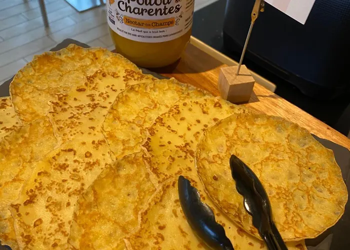 Hotel Campanile La Rochelle Nord - Chagnolet 3*