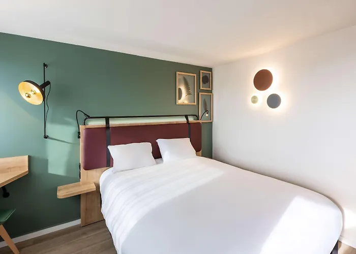 Hotel Campanile La Rochelle Nord - Chagnolet 3*