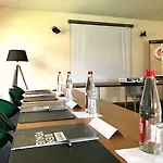 Hotel Campanile Nature - La Rochelle 3*