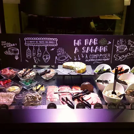 Campanile La Rochelle Nord - Chagnolet מלון 3*