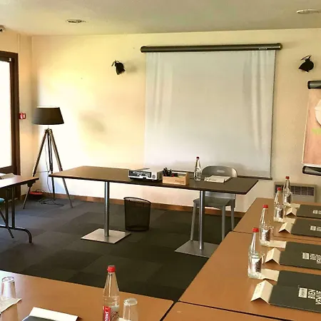 Campanile La Rochelle Nord - Chagnolet פילבורו