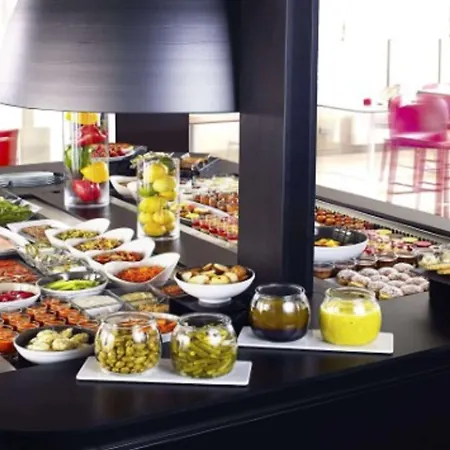 Campanile La Rochelle Nord - Chagnolet פילבורו