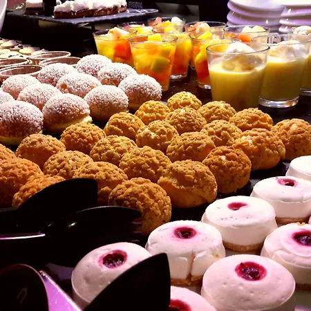 Campanile La Rochelle Nord - Chagnolet מלון 3*