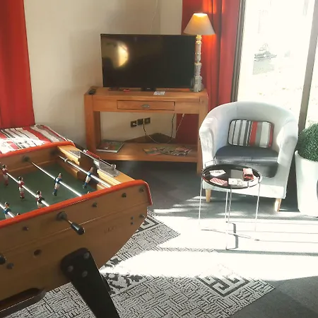 Campanile La Rochelle Nord - Chagnolet 3* פילבורו