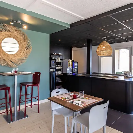 Ξενοδοχείο Campanile Nature - La Rochelle 3*