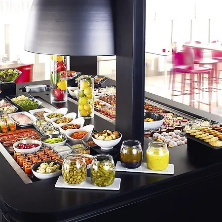 Hotel Campanile La Rochelle Nord - Chagnolet 3*