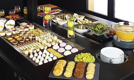 Hotel Campanile Nature - La Rochelle