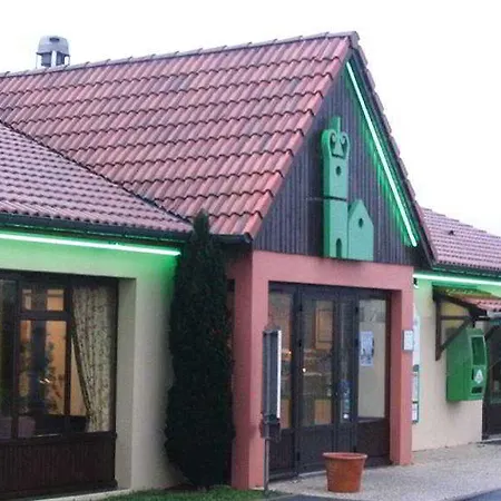 Campanile La Rochelle Nord - Chagnolet 3* פילבורו